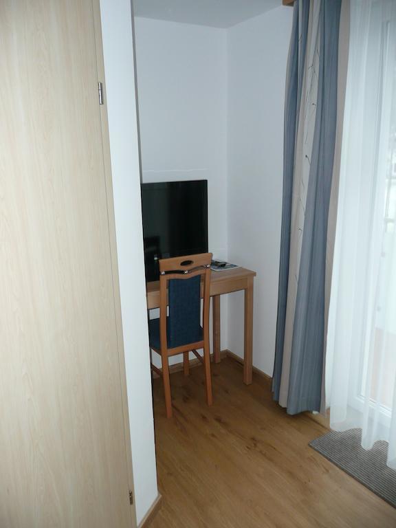 Gasthaus Pension Zur Nixe Щайнбах ам Атерзее Екстериор снимка